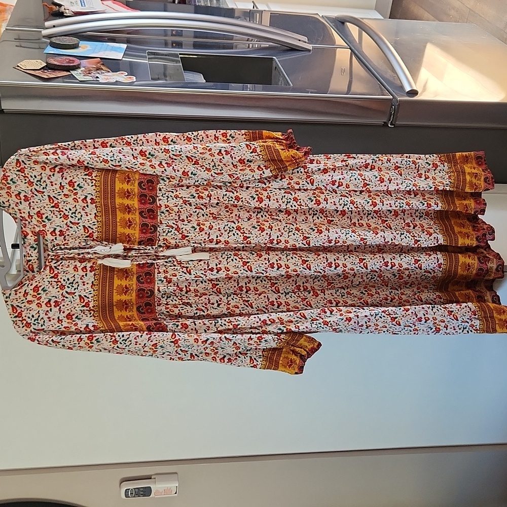 NWOT Bohemian Floral Peasant Dress